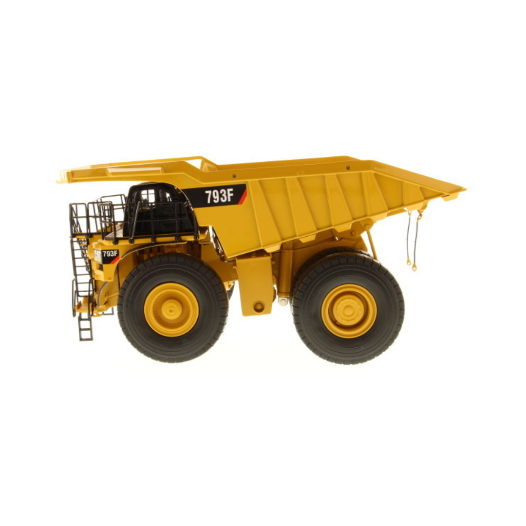 Cat 1:50 793F Mining Truck Core Classic Edition