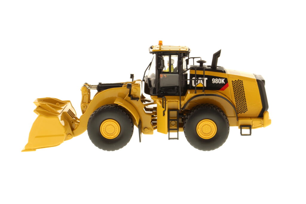 Cat Diecast 980K Wheel Loader – Material Handling