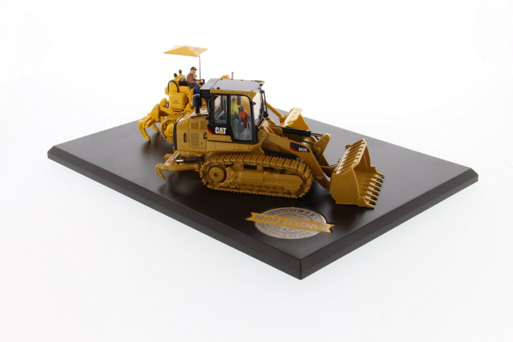 Cat Diecast 977 and 963K Track Loader Evolution Series