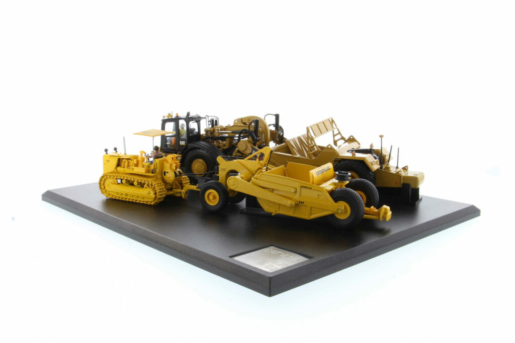 Cat Diecast D7C/70 & 621K Motor Scraper Evolution Series