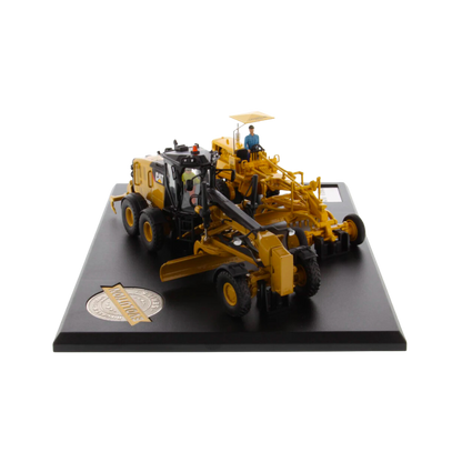 Cat Diecast 12 and 12M3 Motor Grader Evolution Series